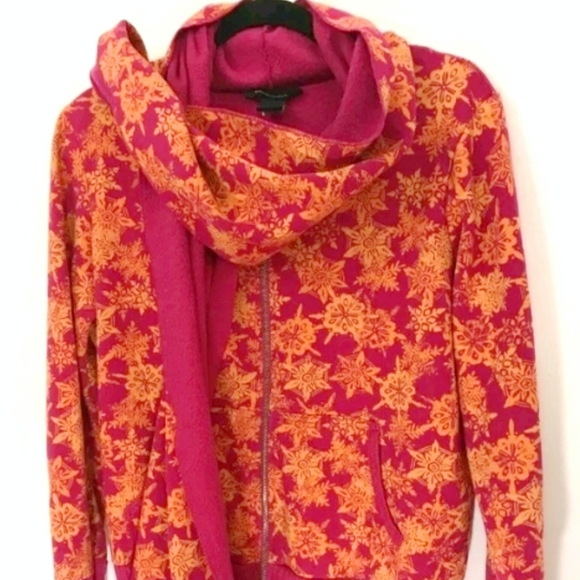 NWT Moda International Women’s MEDIUM Sweater Full Zip Attached Scarf Sn… - Picture 2 of 12